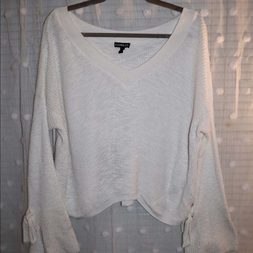 Express - White Bell Sleeve sweater